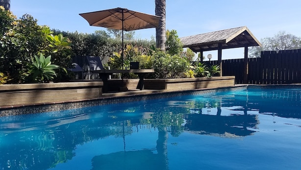 BBQ/picnic Area - Kerigold Secluded Chalets (Kerikeri)