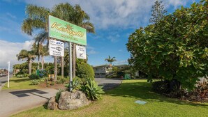 Front of property - Kerigold Secluded Chalets (Kerikeri)