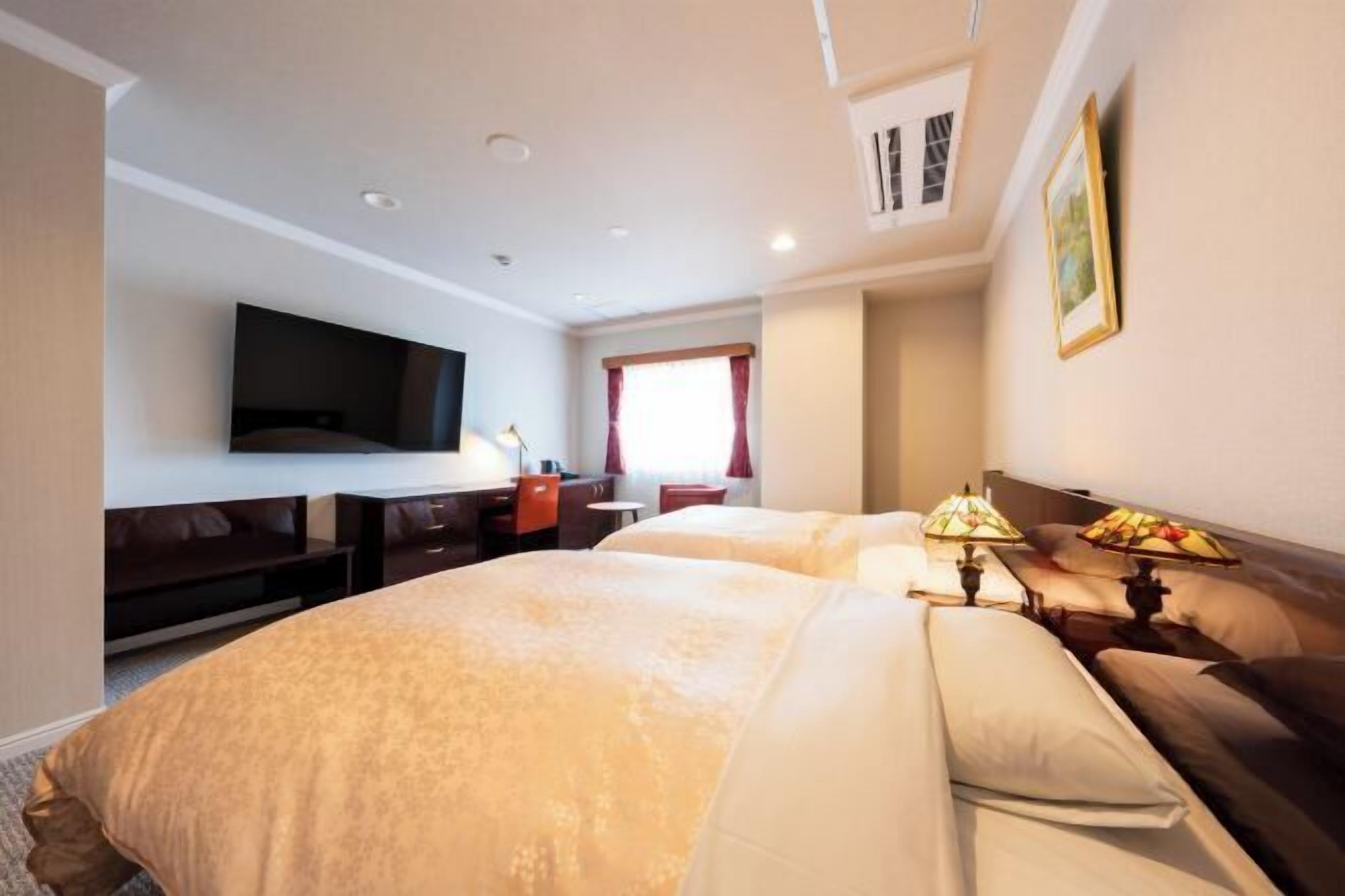 In-room safe, iron/ironing board, free WiFi