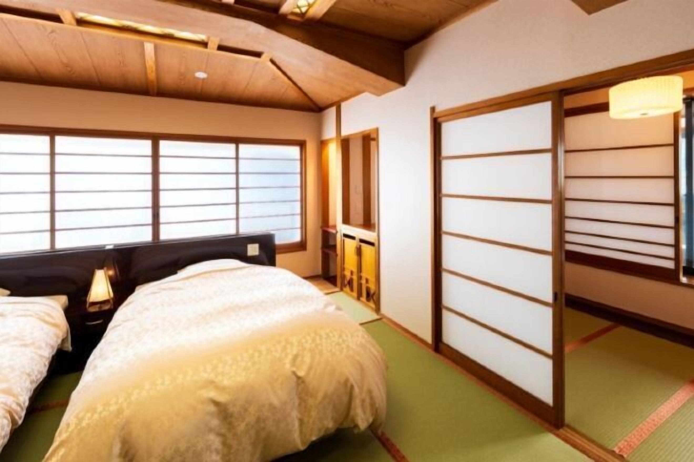 In-room safe, iron/ironing board, free WiFi