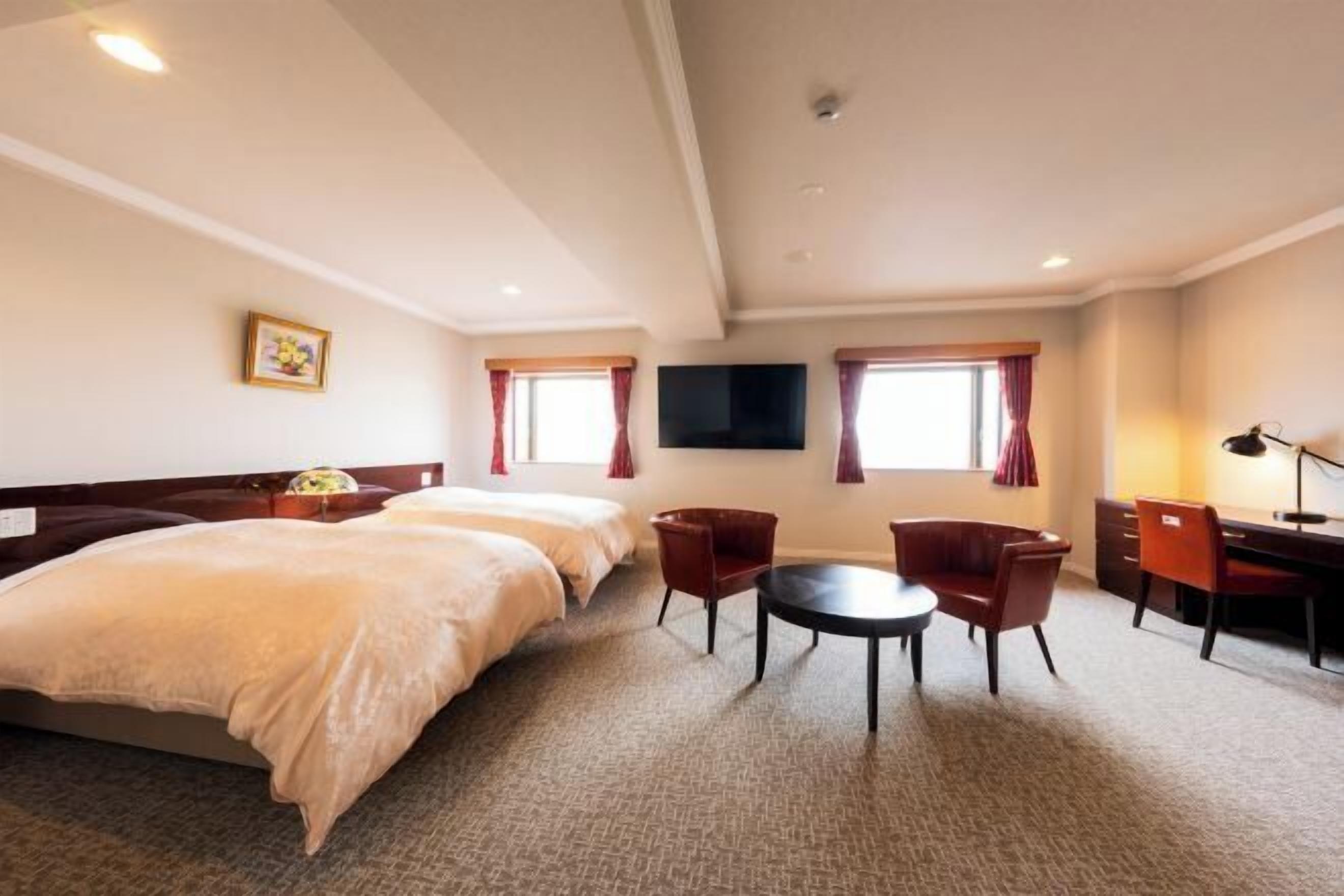 In-room safe, iron/ironing board, free WiFi