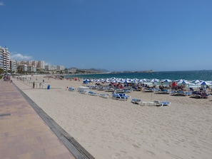 Beach nearby, sun-loungers, beach towels