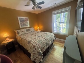 7 bedrooms, desk, iron/ironing board, free WiFi