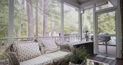 Excellent Location, Super Clean, Super Spacious, Near Bay & Downtown Annapolis