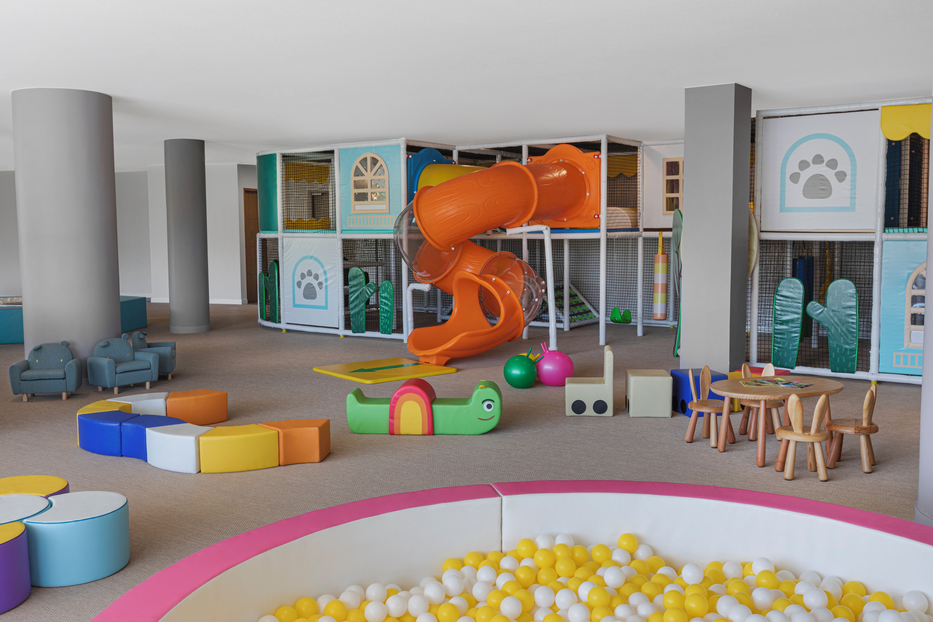 children’s play area – indoor