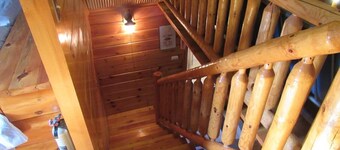 Loft cabin 2-4 guests Hocking Hills - Tar hollow
