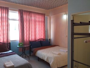 1 bedroom, soundproofing, free WiFi - OK Home Hostel (Bangkok)