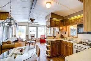 House (#244) | Private kitchen | Fridge, microwave, stovetop, coffee/tea maker