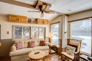 House (#244) | Living room | 32-inch TV with cable channels, DVD player - #244 (Breckenridge)