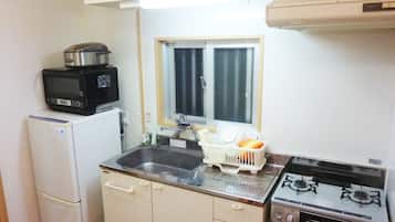 Fridge, microwave, stovetop, rice cooker