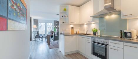 Fridge, microwave, oven, dishwasher