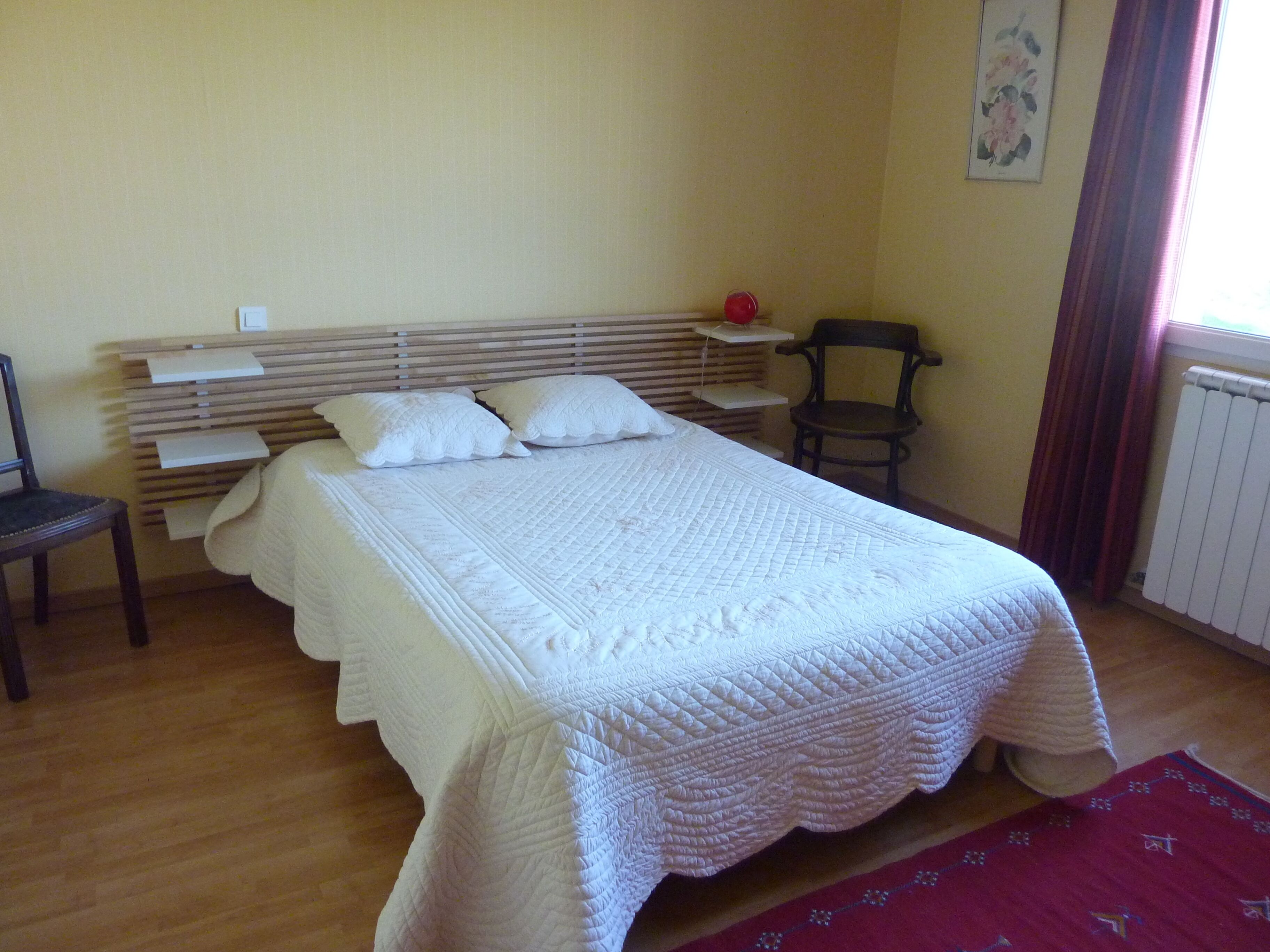 3 bedrooms, iron/ironing board, free WiFi