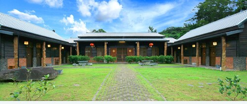 Neighbor San Ho Yuan B&B