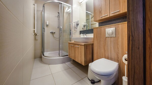 Departamento (14) | Baño | Regadera, secadora de cabello, toallas 