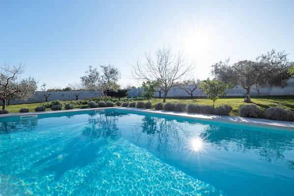 Seasonal outdoor pool