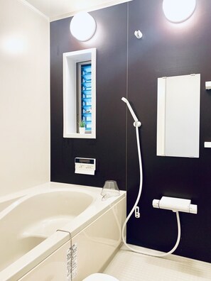 House, 2 Bedrooms | Bathroom