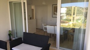 Villa, 3 Bedrooms | Terrace/patio