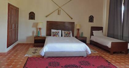 Suite Gnaoua con desayuno incluido y vista a la piscina