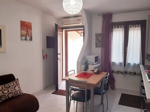 Interior - In the heart of the historic center (Cagliari)