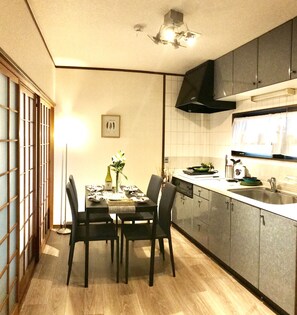 3 habitaciones y wifi gratis 