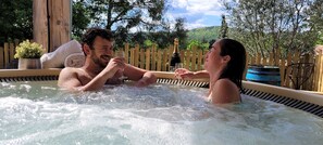 Bain à remous extérieur