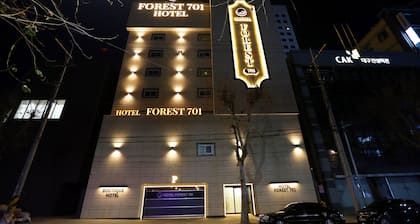 Forest 701 Hotel