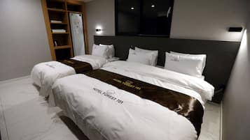 Suite (+ Styler) | 1 bedroom, premium bedding, down comforters, free WiFi