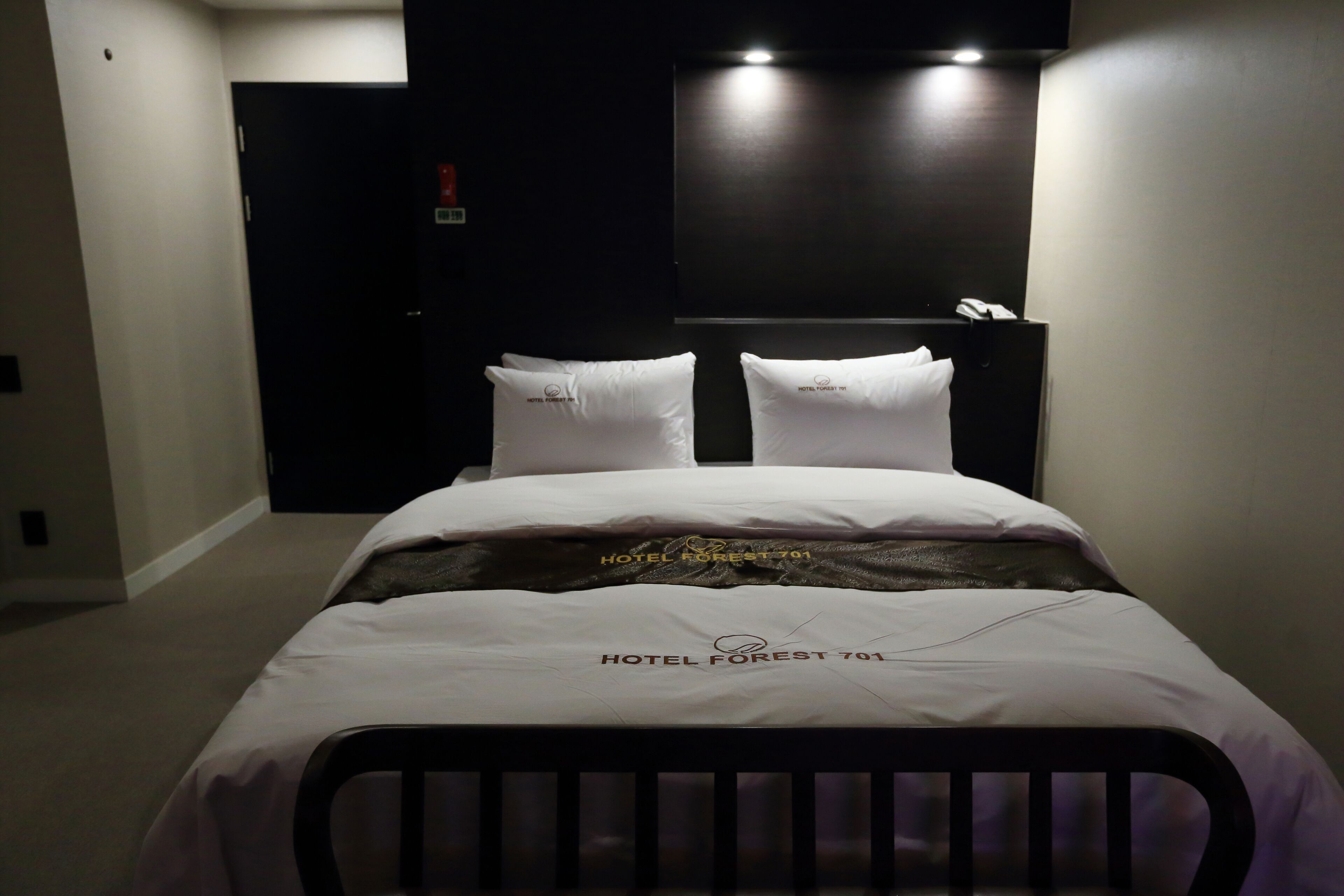 event room | 1 bedroom, premium bedding, down duvets, free wifi