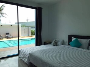 Deluxe Double Room with Pool Access | In-room safe, desk, soundproofing, free WiFi - The Phu Resort (Pranburi)