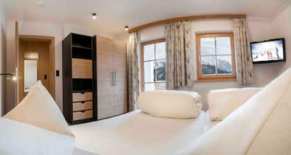 Ferienwohnung Alpenrose - ROSENHOF Apartments & Wellness & Bauernhof