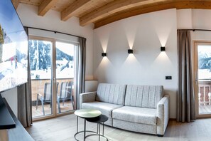 TV - Vacation apartment Margerite - ROSENHOF Apartments & Wellness & Farm (Nauders)