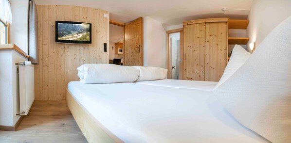 2 chambres, coffre-fort, Wi-Fi, literie fournie