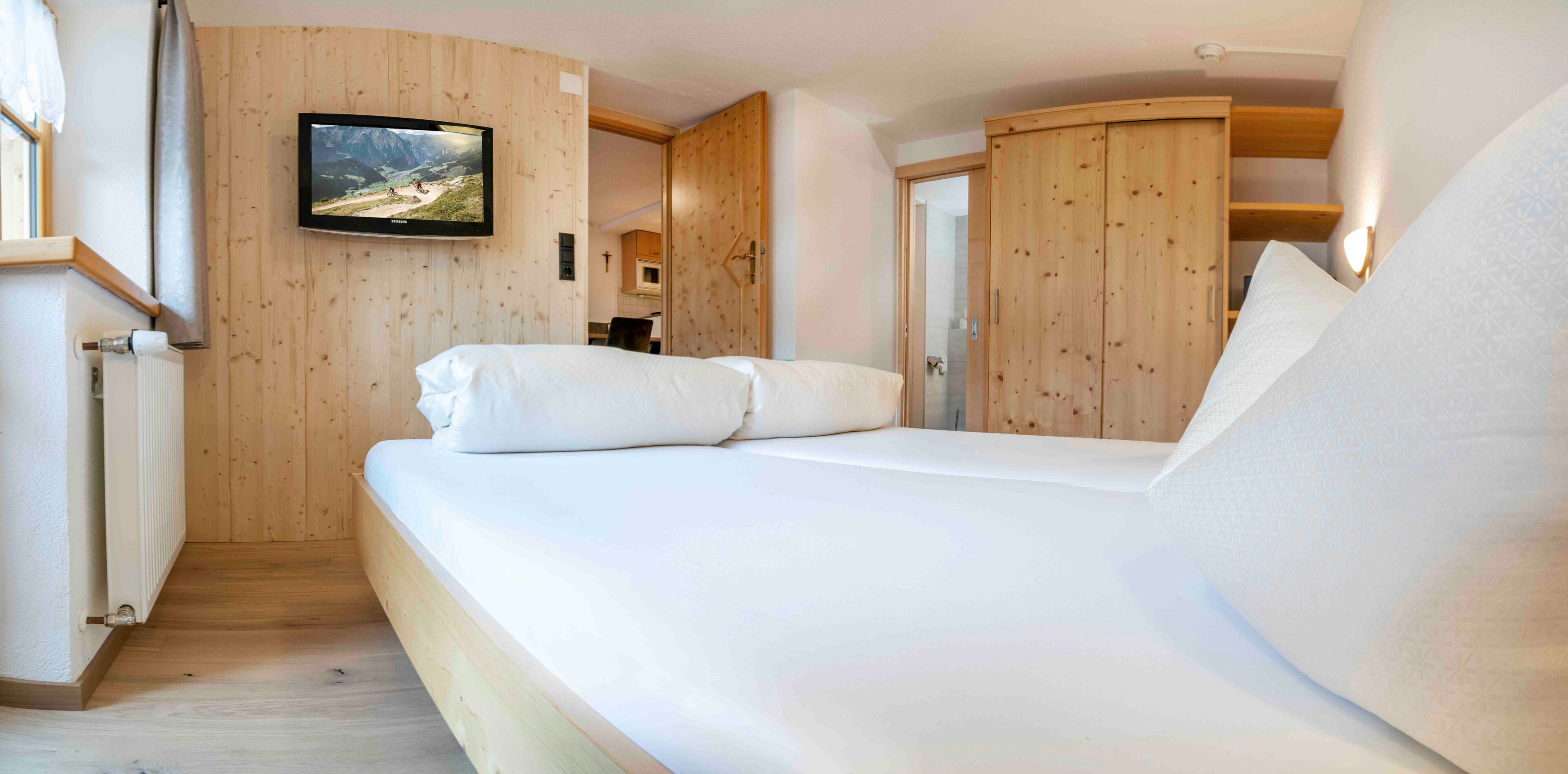 2 Schlafzimmer, Zimmersafe, WLAN, Bettwäsche
