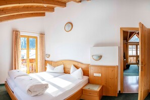 3 habitaciones, caja de seguridad en la habitación, wifi y ropa de cama 