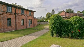 Uklassifisert bilde, 2 av 16, knapp