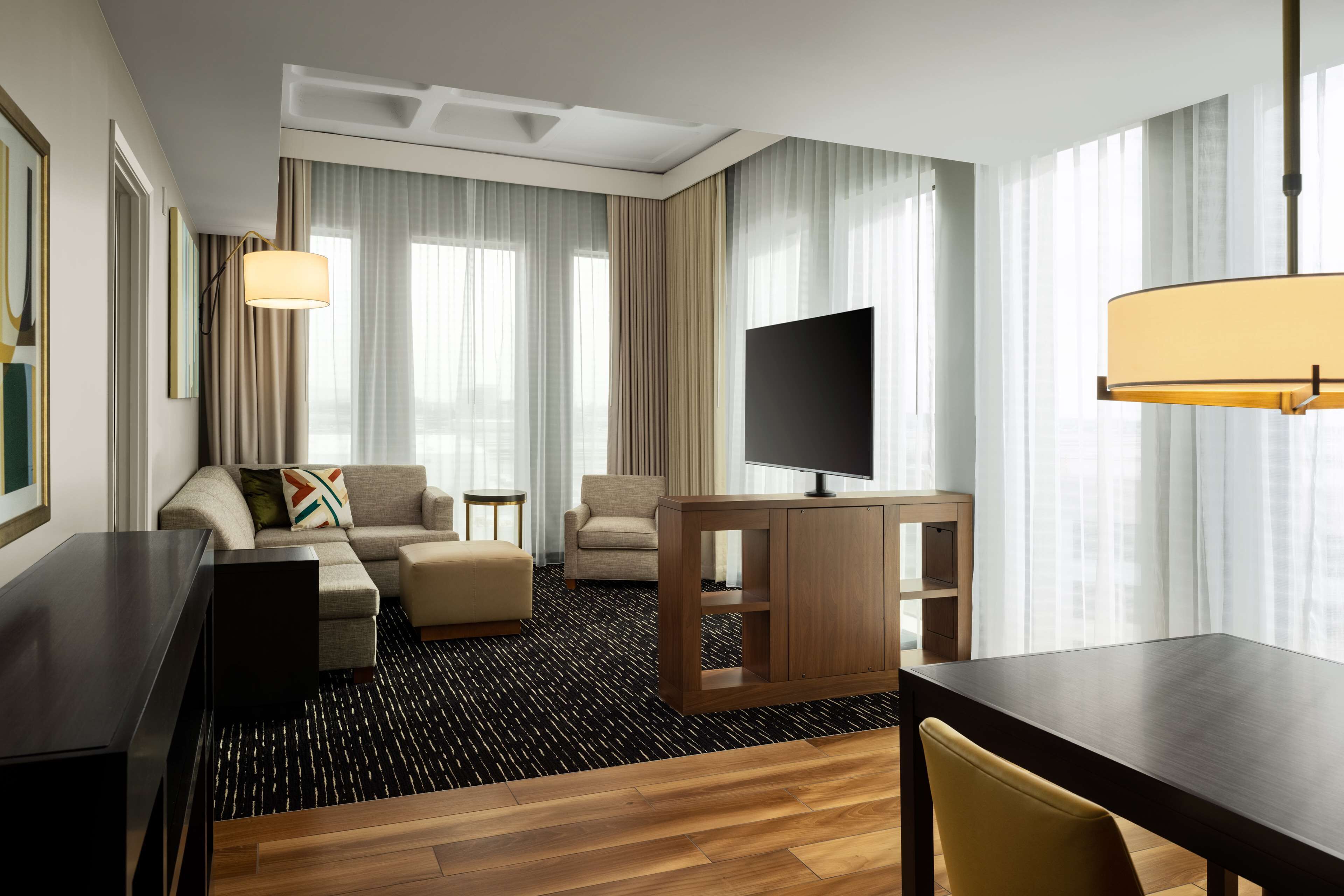 1 bedroom, premium bedding, pillow-top beds, in-room safe