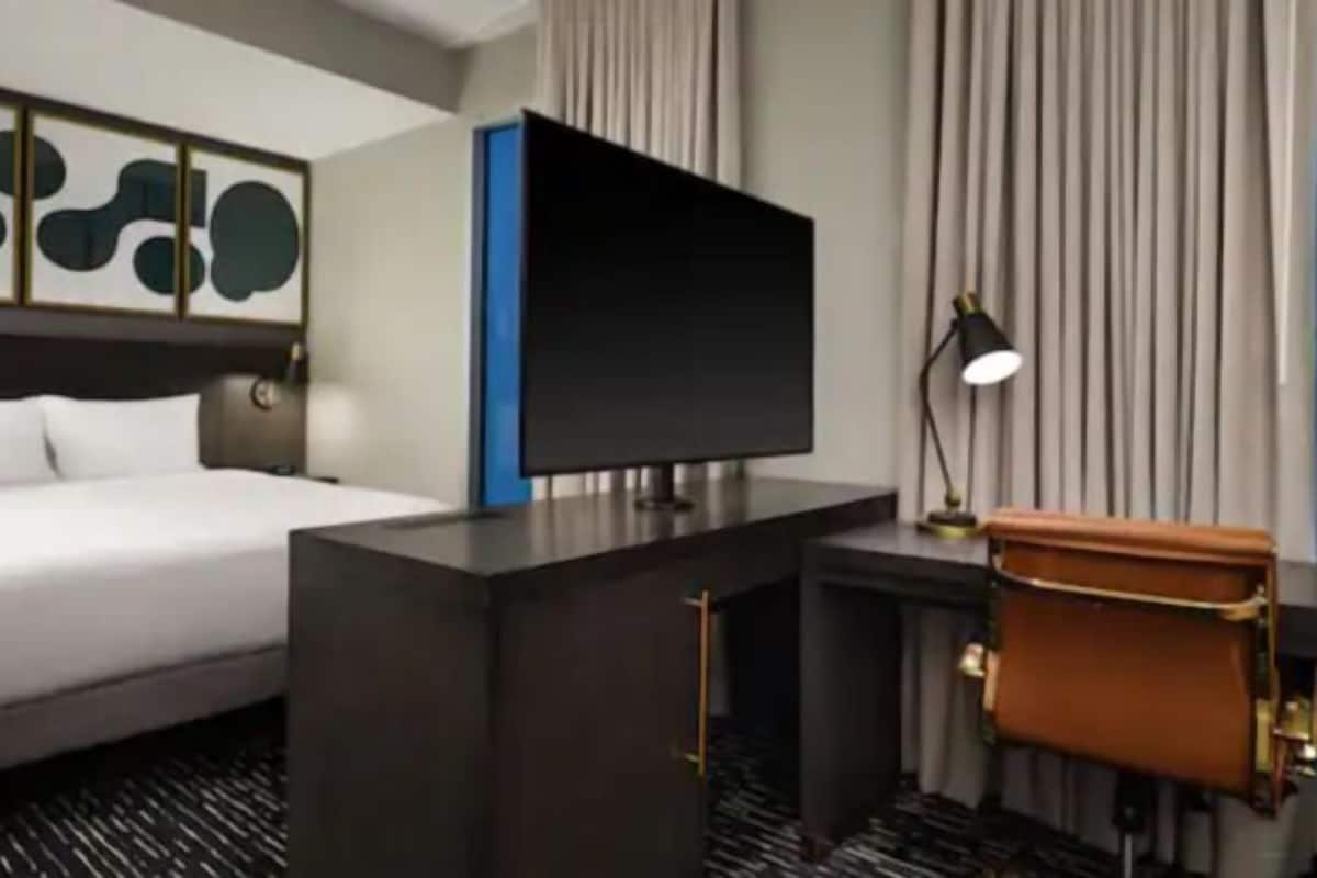 Premium bedding, pillowtop beds, in-room safe, blackout drapes