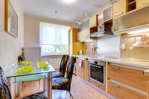 Apartment | Private kitchen | Full-size fridge, microwave, oven, stovetop