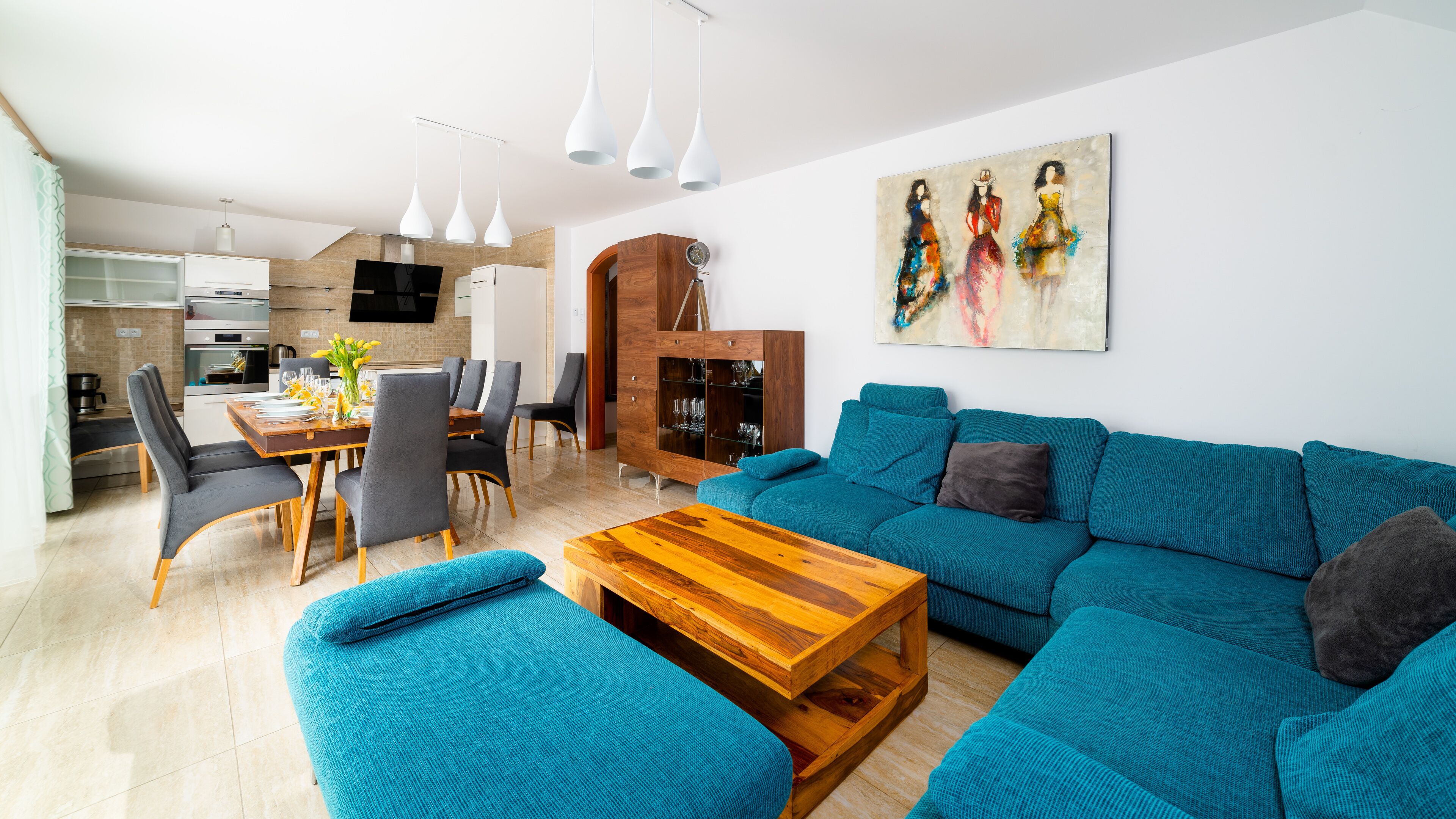 Apartment (16) | Living area | Flat-screen TV