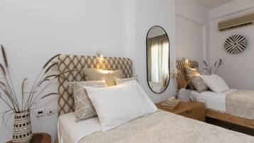 Quarto casal standard | Roupas de cama premium, frigobar, cofres nos quartos