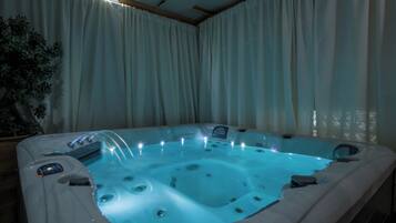 Utomhuspool