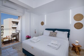 1 bedroom, Egyptian cotton sheets, premium bedding, pillowtop beds - Lucky Suites (Rethymno)
