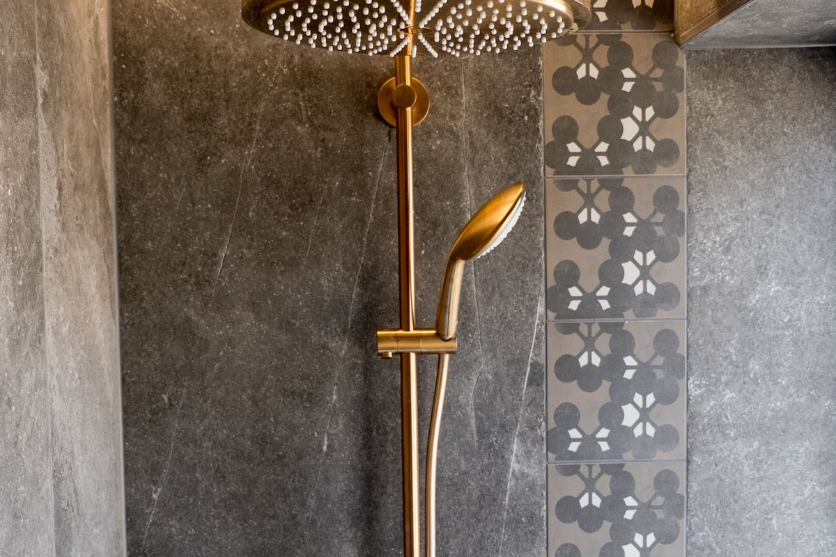 double room | bathroom | towels