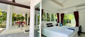 Private Pool Villa 4 bedrooms for family