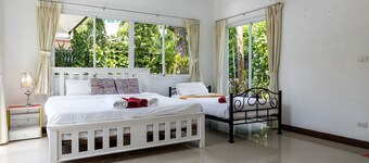 Private Pool Villa 4 bedrooms for family