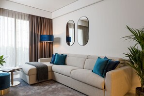 Suite, Stadtblick | Wohnbereich