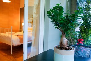 6 slaapkamers, een strijkplank/strijkijzer, wifi, beddengoed