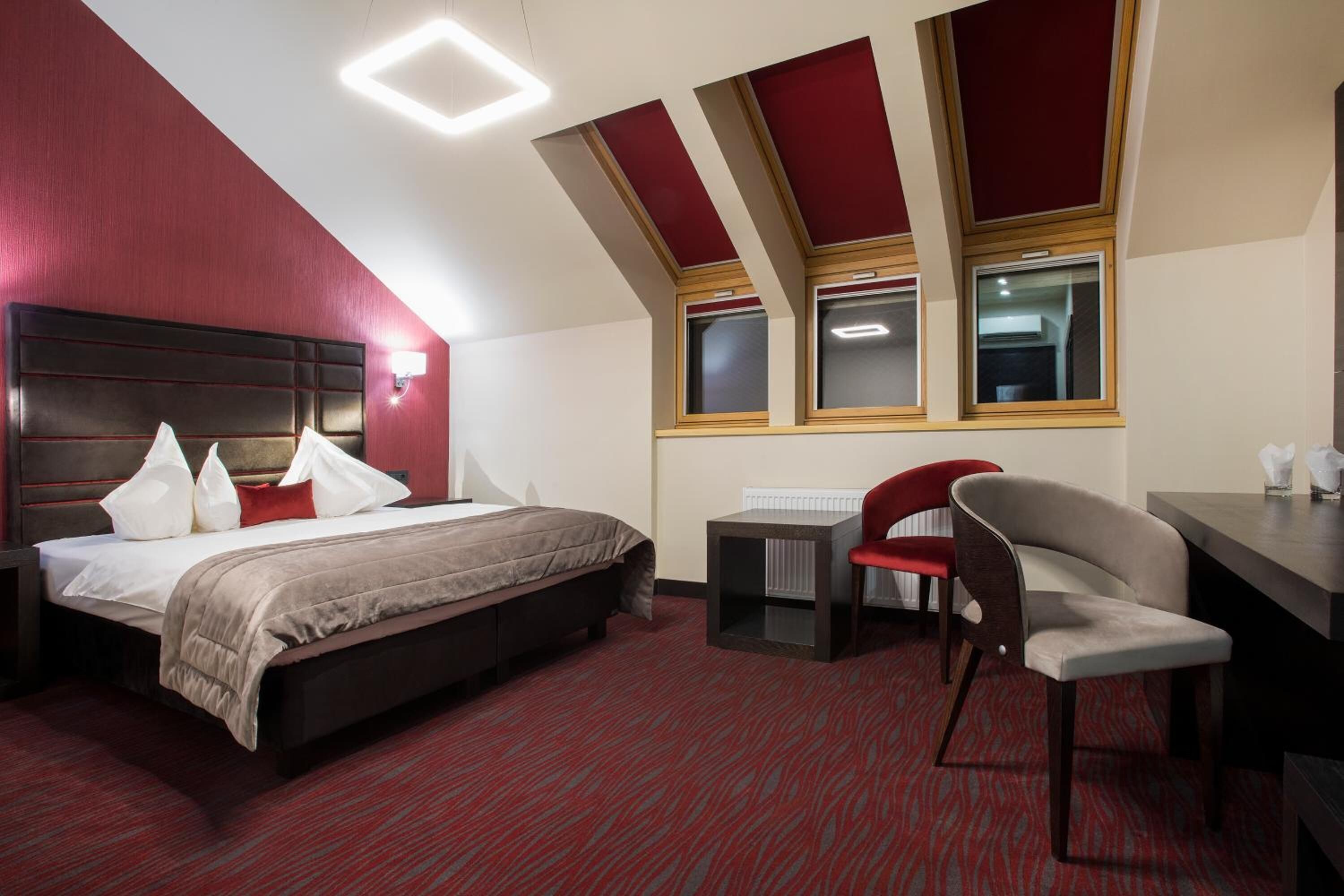 Photo - Old Town Hotel