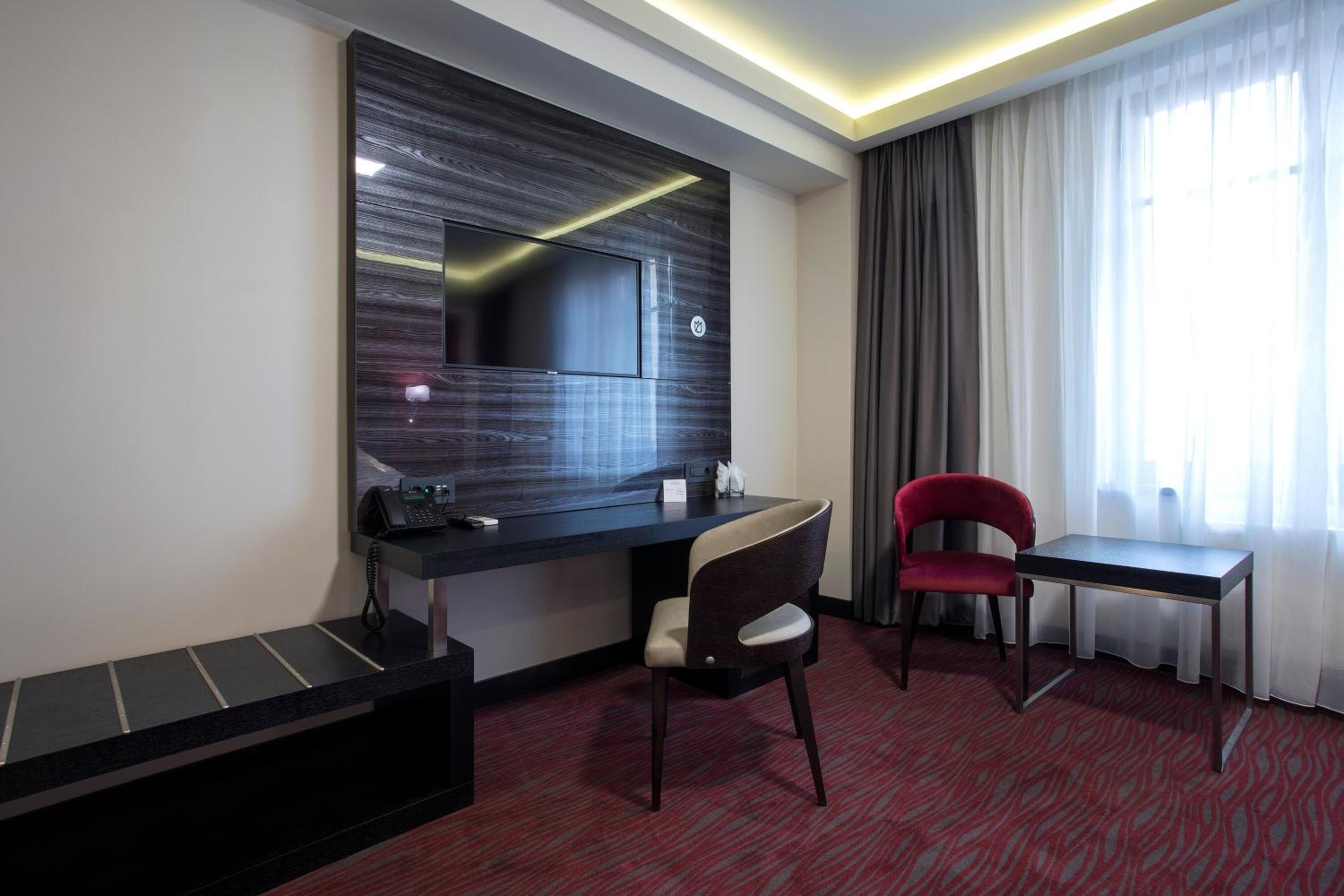 Photo - Old Town Hotel