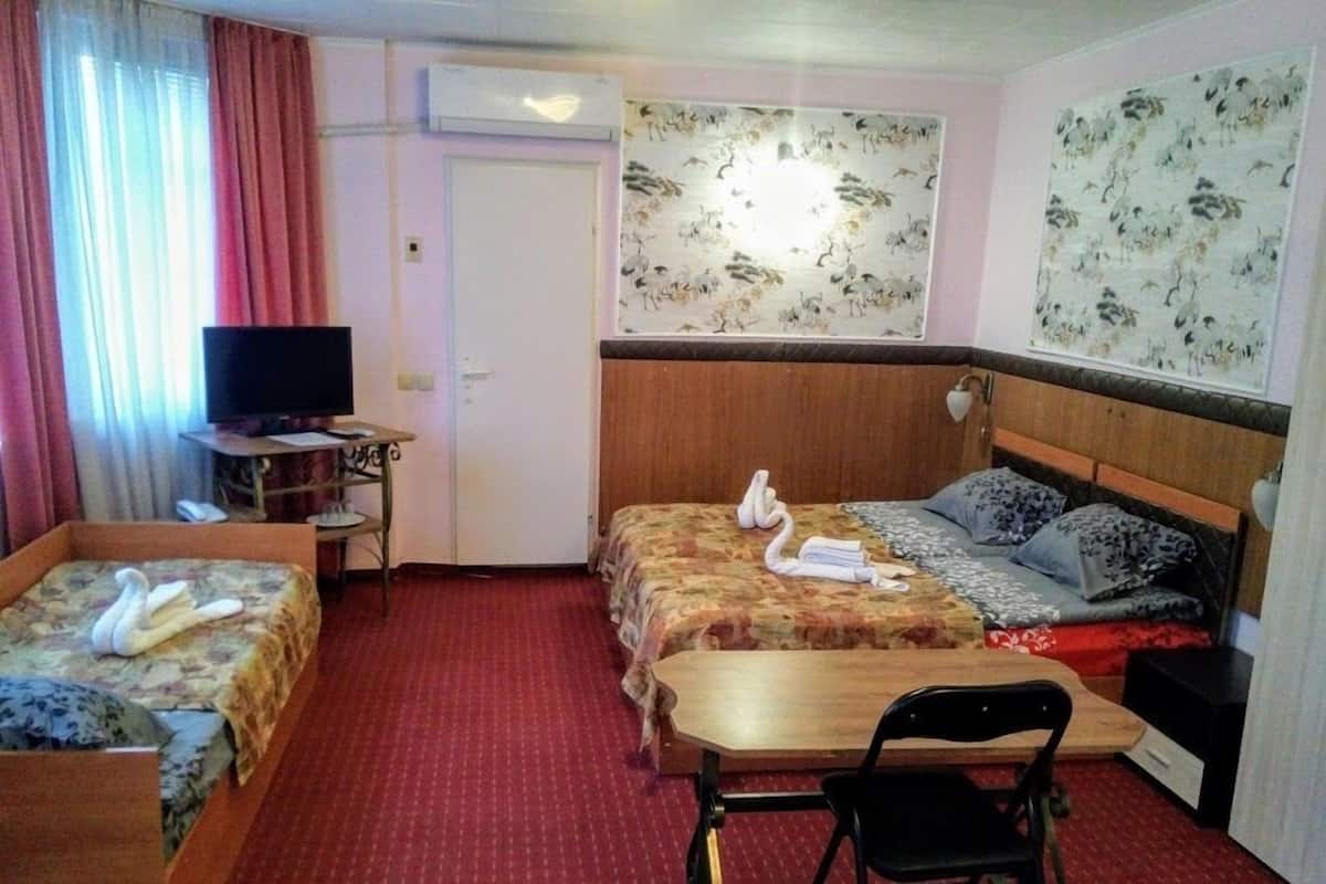 Junior Suite, Balcony | 1 bedroom